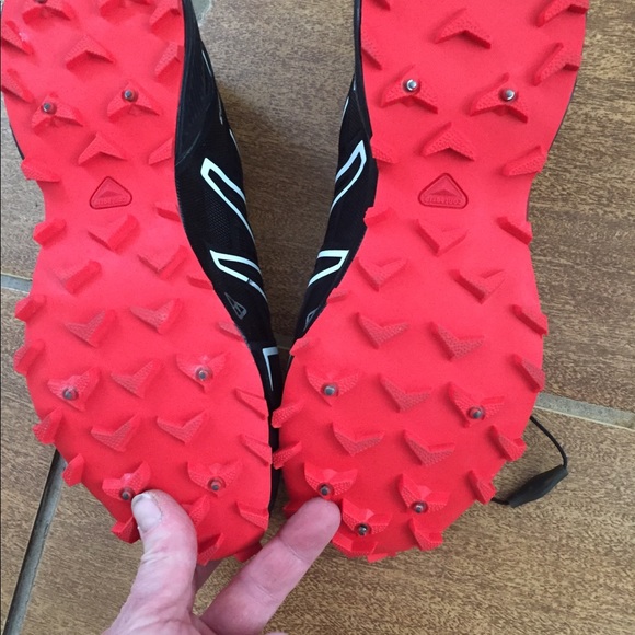 Salon and trail running shoes. Men’s size8M - Picture 4 of 4